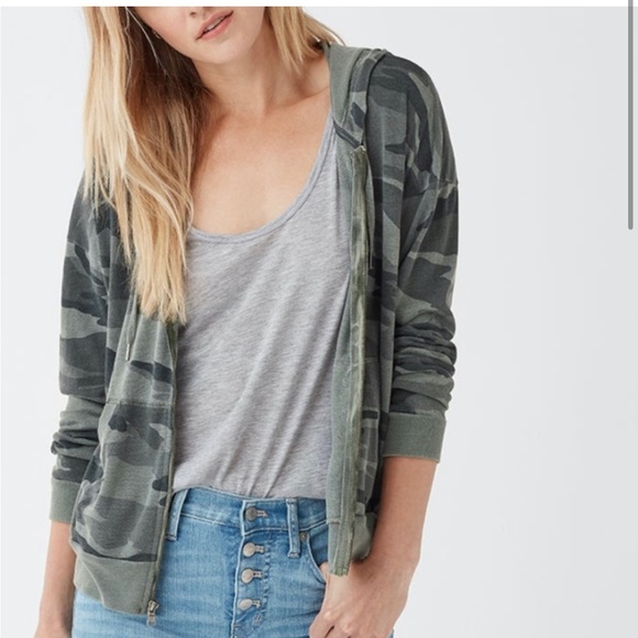 Splendid Camo Hoodie Size M - Picture 2 of 8